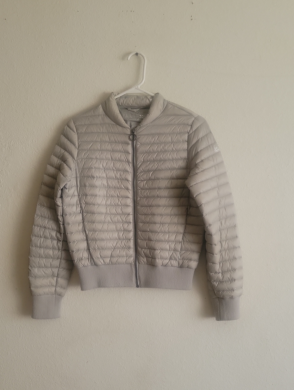 Michael Kors Silver Light Gray Packable Down Jacket stain on nec distres on caf